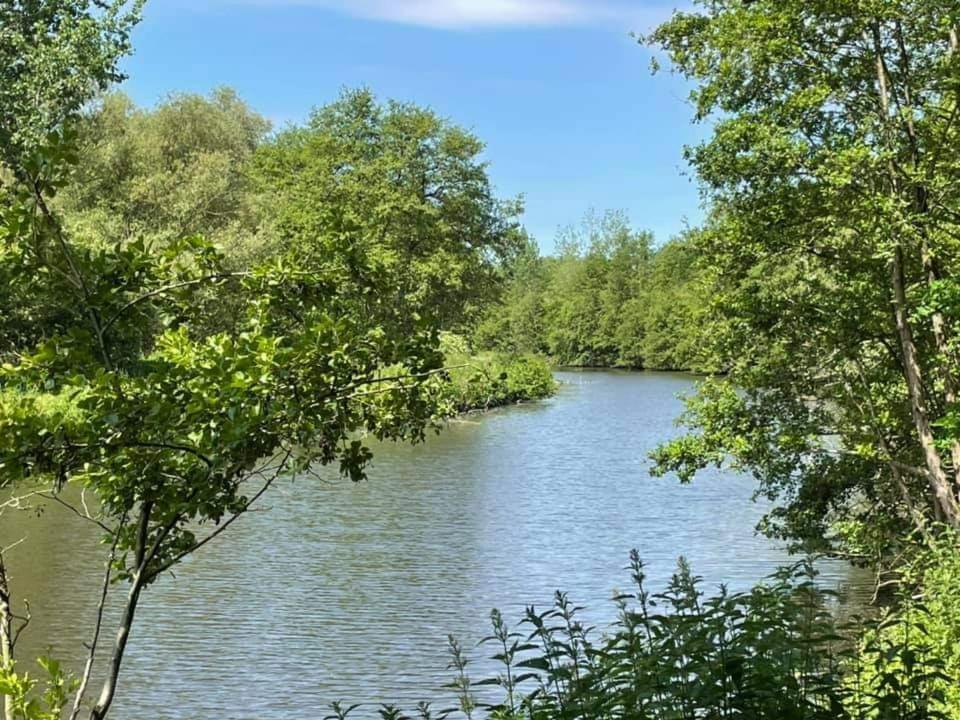 La Vallee Seneffe Exteriör bild