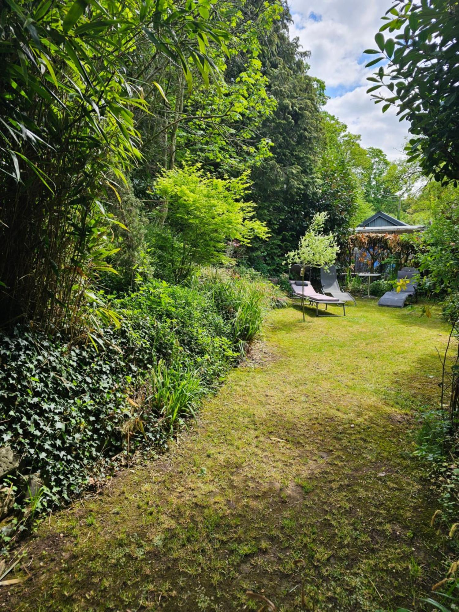 La Vallee Seneffe Exteriör bild